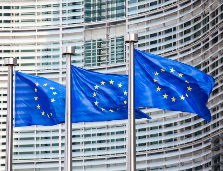 EU fines top banks for rigging rates