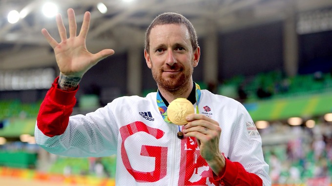 Bradley Wiggins announces retirement from cycling