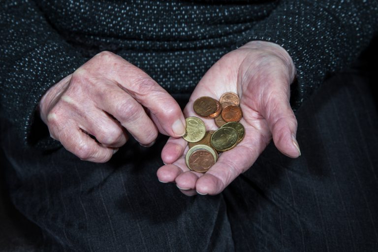 £9.2 billion withdrawn from pension pots as Brits warm up to Freedom and Choice