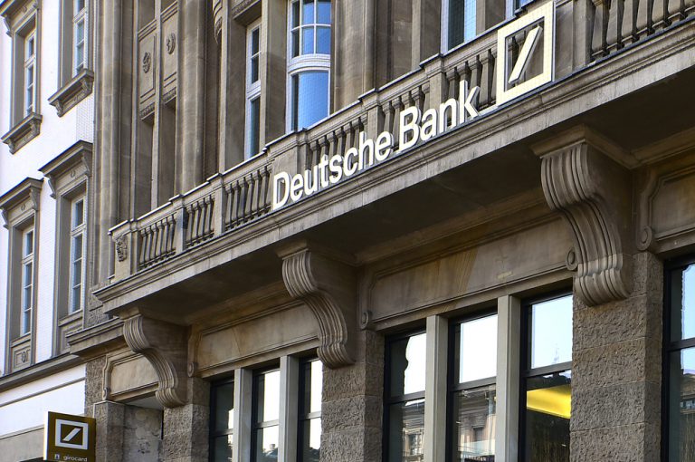 Shares in Deutsche Bank tumble 6pc as group announce 7,000 job cuts