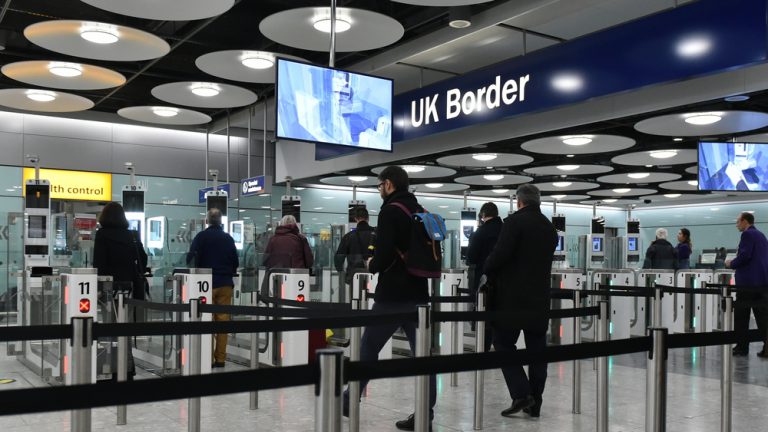 Net migration to UK hits two year low