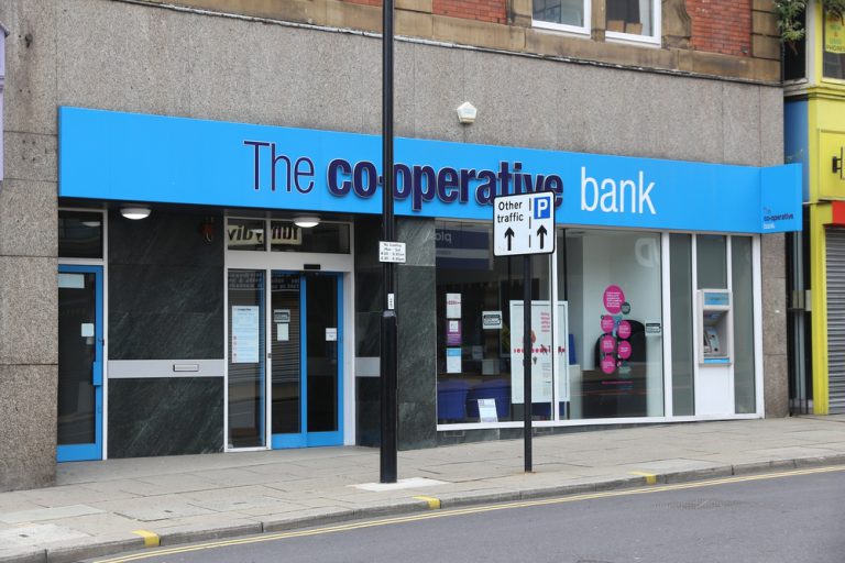 Co-operative Bank to axe 350 jobs