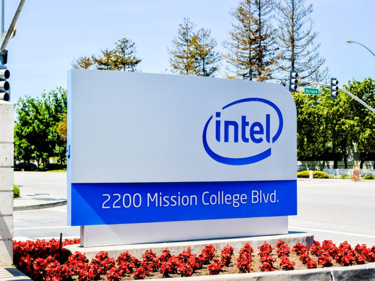 Intel goes driverless and buys Mobileye for $15.3bn