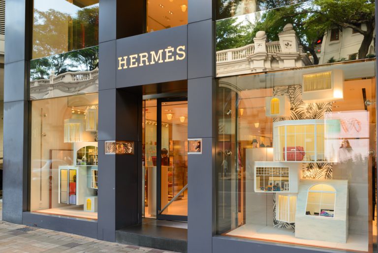 Hermès reports record annual profit for 2016