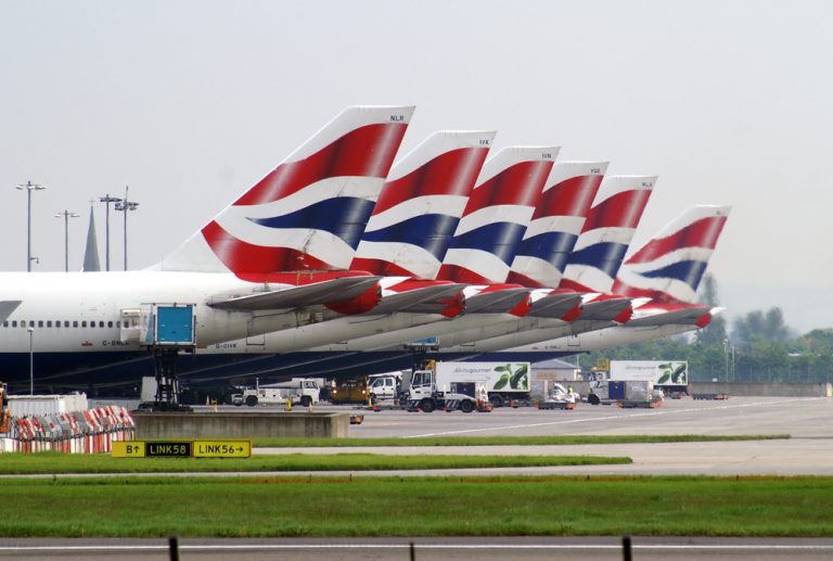 Heathrow passengers plunge 81% in August