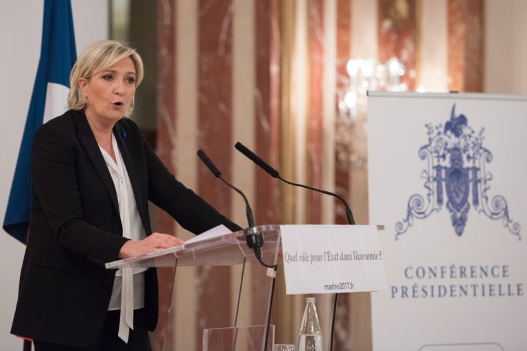 Le Pen accused of plagiarising Fillon’s speech