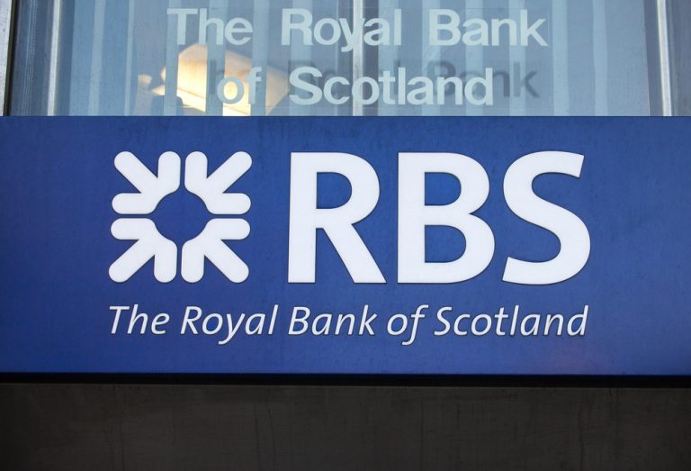 RBS to cut almost 900 London job by 2020