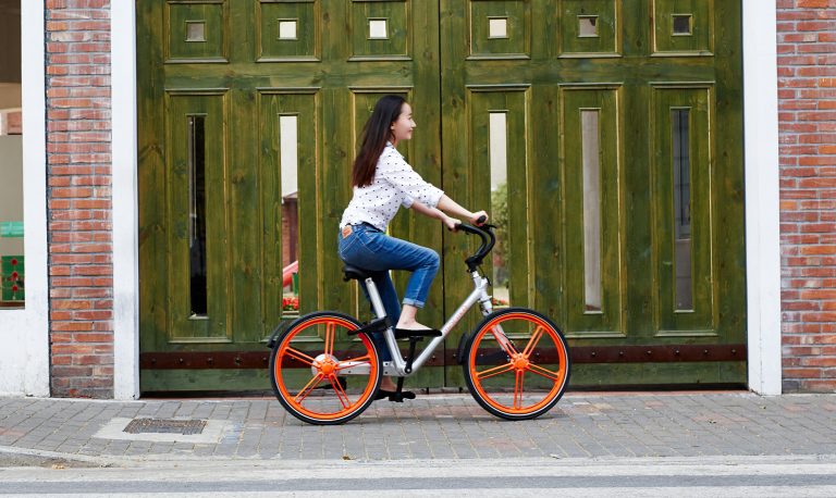 Mobike launches in Manchester
