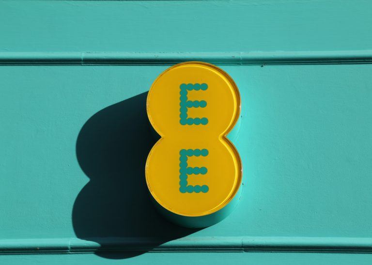 EE set to debut 5G later this month