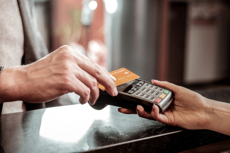 Contactless payments at ‘record’ levels as COVID reshapes consumer habits